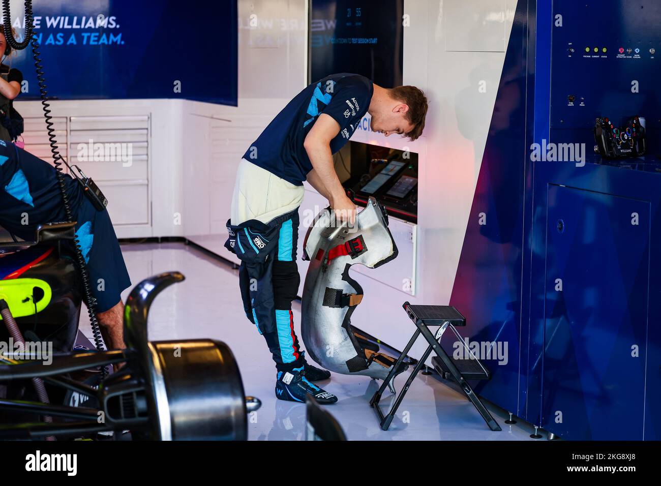 Yas Island, Abu Dhabi - 22/11/2022, SARSERGEANT Logan (usa), Williams Racing FW44, Porträt während der 2022 Tests nach der Saison vom 22. Bis 23. November 2022 auf dem Yas Marina Circuit, in Yas Island, Abu Dhabi - Foto: Florent Gooden / DPP/DPPI/LiveMedia Stockfoto