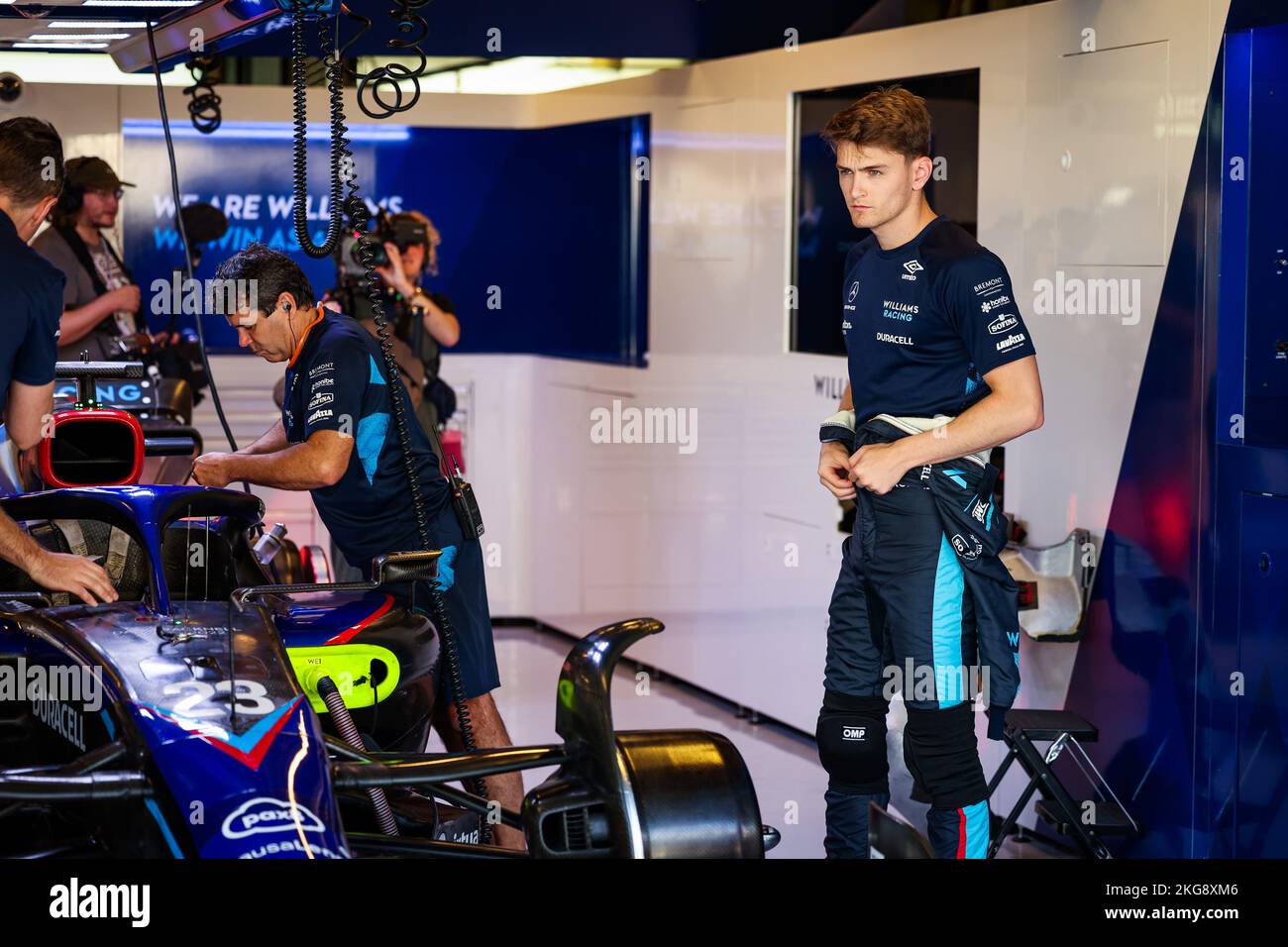 Yas Island, Abu Dhabi - 22/11/2022, SARSERGEANT Logan (usa), Williams Racing FW44, Porträt während der 2022 Tests nach der Saison vom 22. Bis 23. November 2022 auf dem Yas Marina Circuit, in Yas Island, Abu Dhabi - Foto: Florent Gooden / DPP/DPPI/LiveMedia Stockfoto