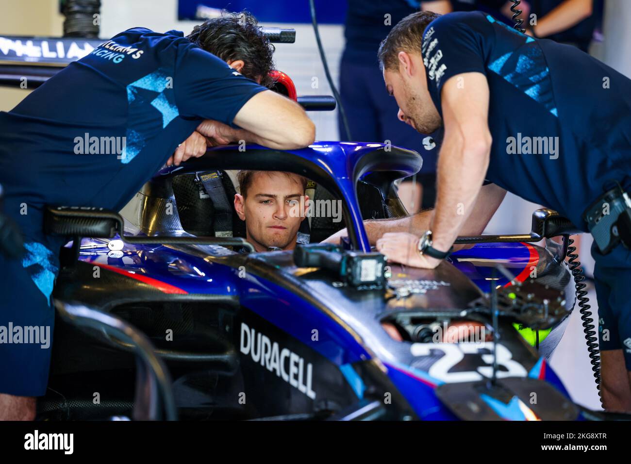 Yas Island, Abu Dhabi - 22/11/2022, SARSERGEANT Logan (usa), Williams Racing FW44, Porträt während der 2022 Tests nach der Saison vom 22. Bis 23. November 2022 auf dem Yas Marina Circuit, in Yas Island, Abu Dhabi - Foto: Florent Gooden / DPP/DPPI/LiveMedia Stockfoto