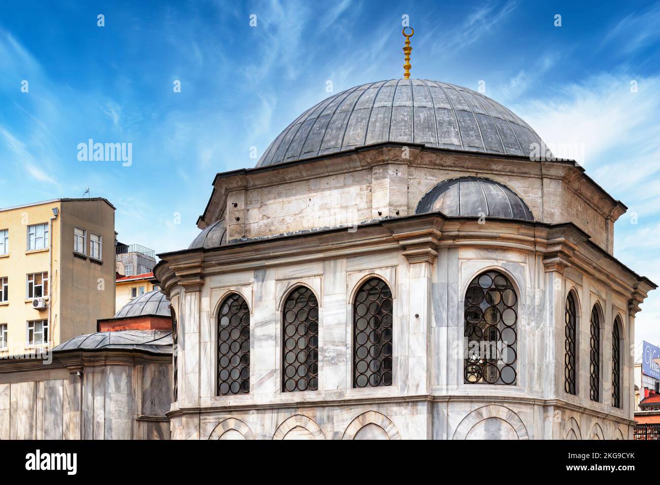 ISTANBUL, TÜRKEI - 11. APRIL 2011: Das Grab von Sultan Abdulhamid I. in Instanbul, Türkei. Stockfoto