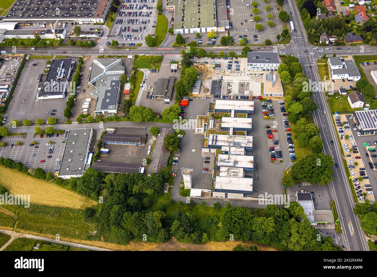 Luftaufnahme, Soest Kreis-Kfz-Zulassungen und TÜV Nord Station Soest, Soest Rettungszentrum, Soest, Soester Boerde, Nordrhein-Westfalen Stockfoto