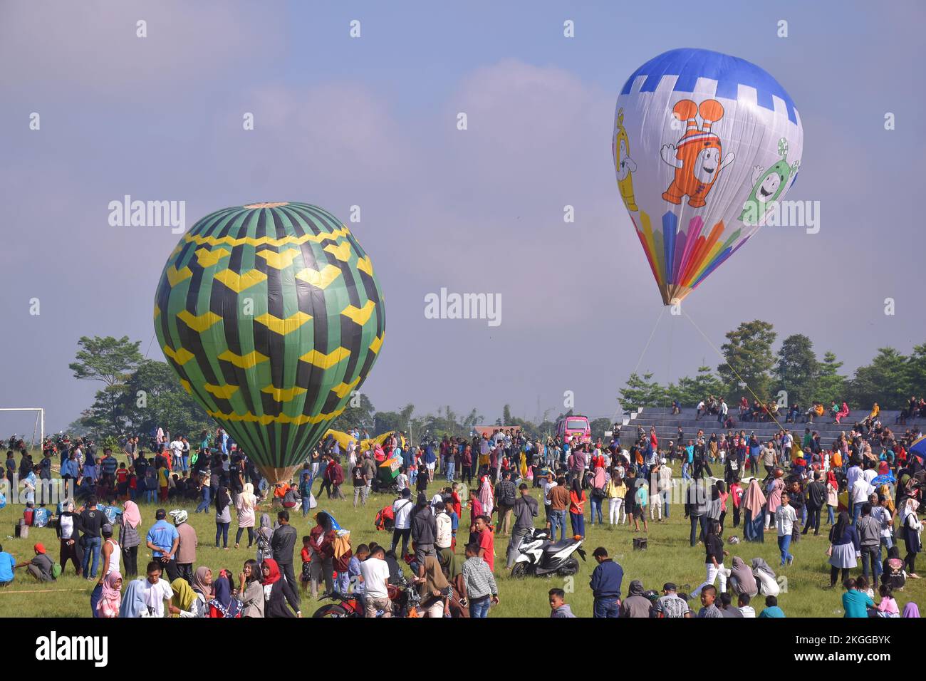 Traditionelles Heißluftballonfestival zur Feier des Eid al-Fitr in Indonesien Stockfoto