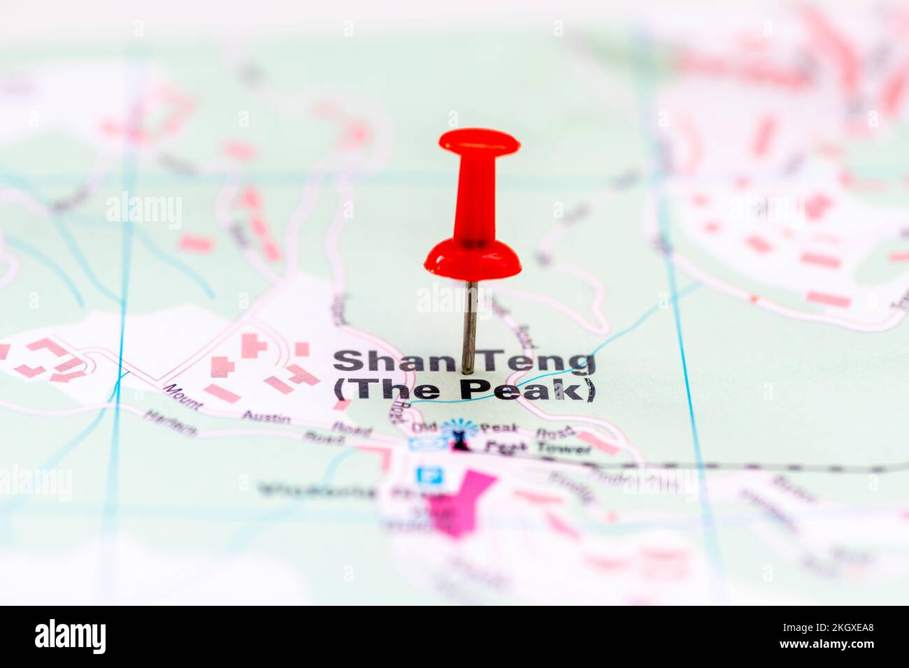 Die Kartenposition für den Gipfel auf Hong Kong Island, China, markiert mit einer roten Stecknadel. Stockfoto