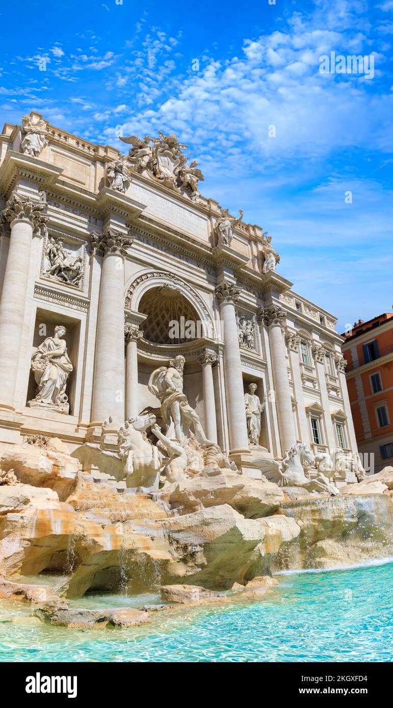 Der ‘Trevi-Brunnen“ ist der vielleicht berühmteste Brunnen der Welt in Rom, Italien. Stockfoto