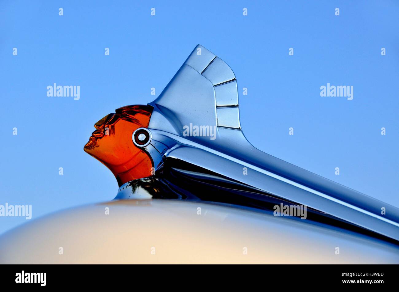 Kühlerfigur von 1951 Pontiac Chieftan Stockfoto