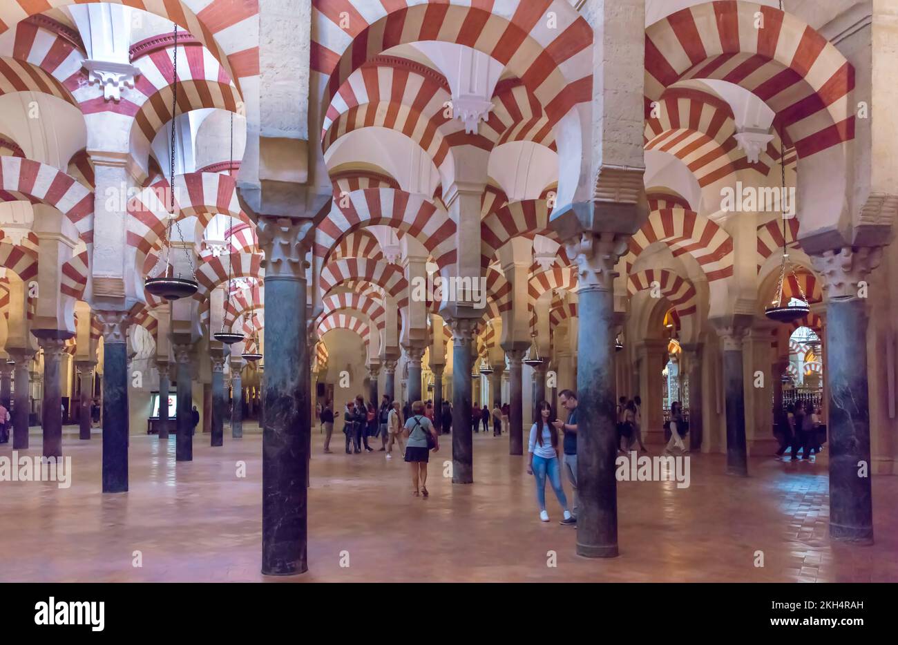 Säulen der Moschee-Kathedrale von Cordoba, Andalusien, Spanien Stockfoto