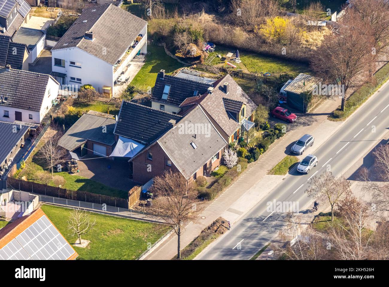 Luftaufnahme, Wohnhaus in der Westönner Bundesstraße, Westönnen, Werl, Soester Börde, Nordrhein-Westfalen, Deutschland, DE, Europa, Grundsteuer, I Stockfoto