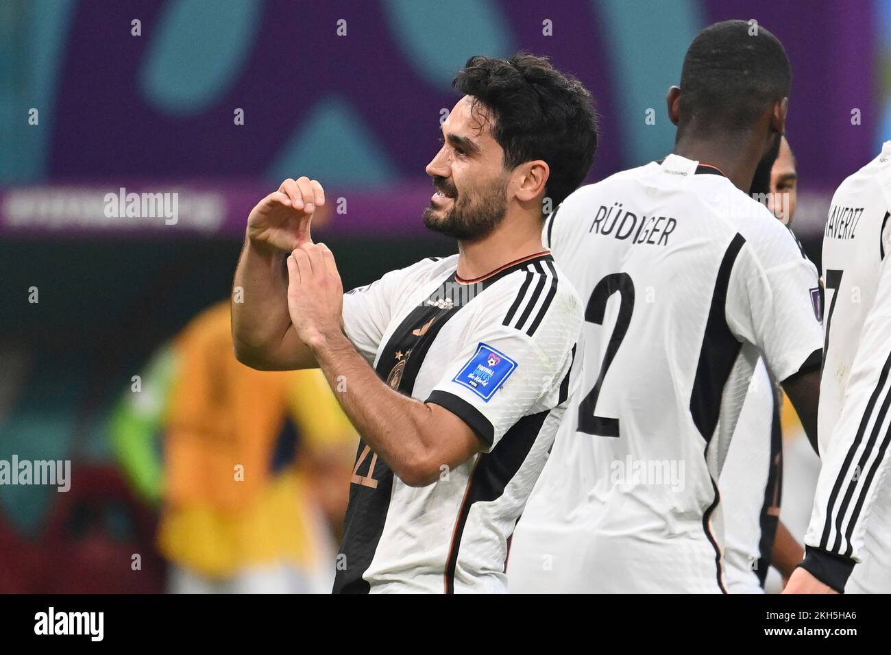 Doha, Katar. 23.. November 2022. Goaljubel Ilkay GUENDOGAN (GER) nach dem Tor zu 1-0, Jubel, Freude, Enthusiasmus mit Gesten, Action. Deutschland (GER) - Japan (JPN) 1-2 Gruppe Stage Group E auf 23.11.2022 im Khalifa International Stadium. Fußball-Weltmeisterschaft 2022 in Katar ab 20,11. - 18.12.2022? Kredit: dpa/Alamy Live News Stockfoto