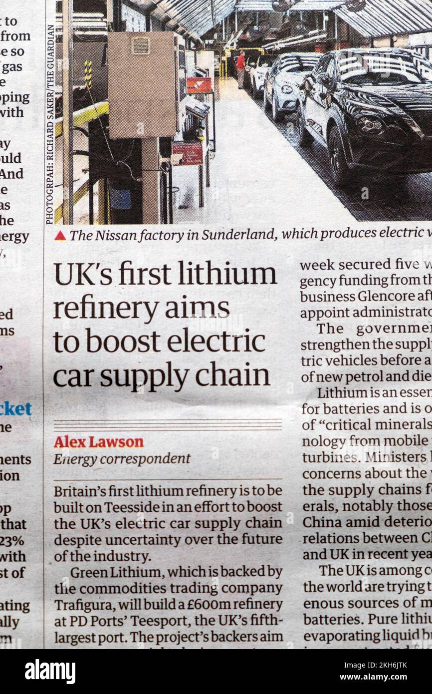 „Die erste Lithiumraffinerie in Großbritannien will die Lieferkette für Elektroautos stärken“, Artikel der Zeitung „Guardian“, Tranfigura Stockfoto