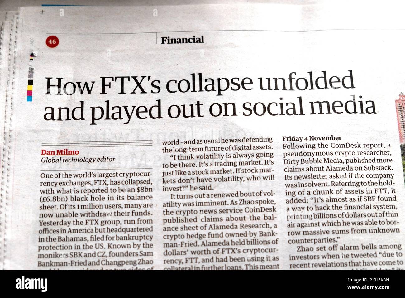 „How FTX's Collapse develop and play out on Social Media“, Titelzeile der Zeitung Guardian, Cryptocurrency, Artikel November 2022, London UK Stockfoto