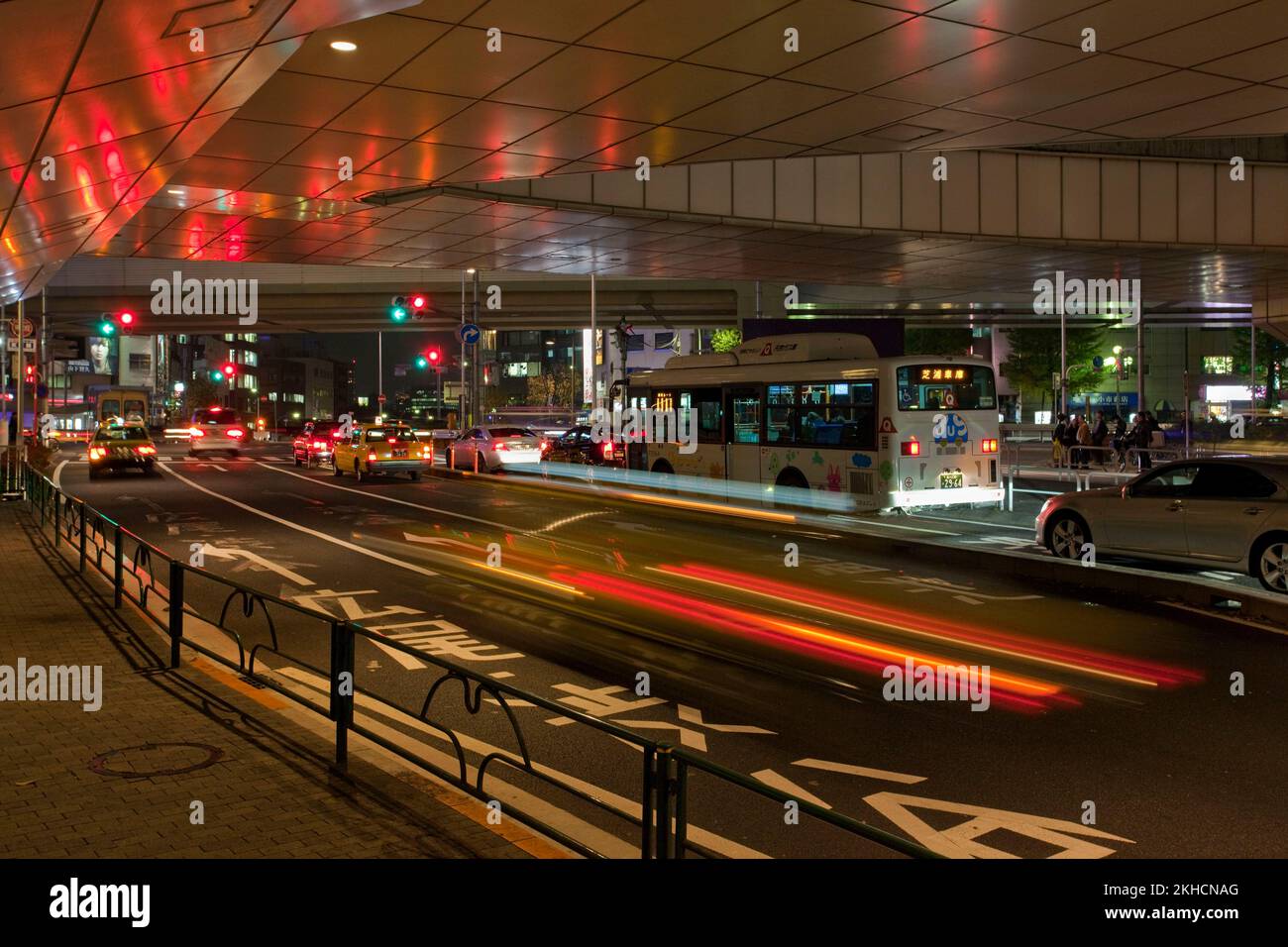 Verkehrsunschärfe Abend Roppongi Tokio Japan Stockfoto