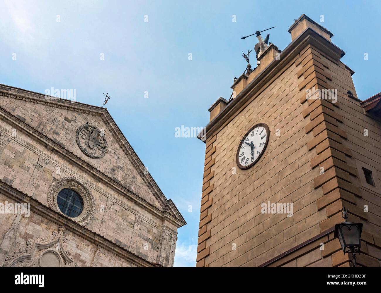 Sant'Agostino Kirche und Torre di Pulcinella Turm, Montepulciano, Toskana, Italien, Europa Stockfoto