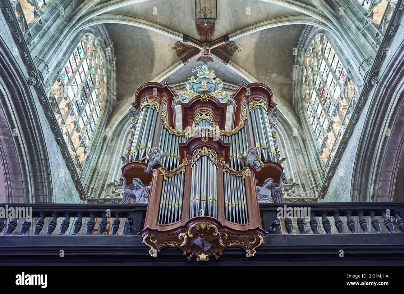 Brüssel, Beigium - 6. September 2018: Die Orgel der Muttergottes der Kirche Sablon Stockfoto