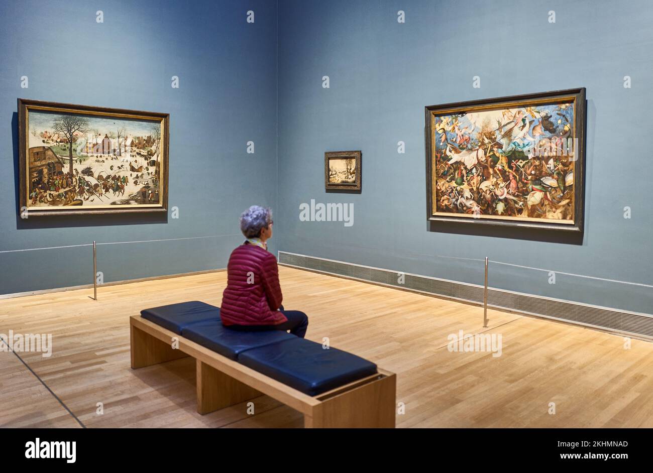 Brüssel, Beigium - 6. September 2018: Ein Besucher im Königlichen Museum der Schönen Künste Stockfoto