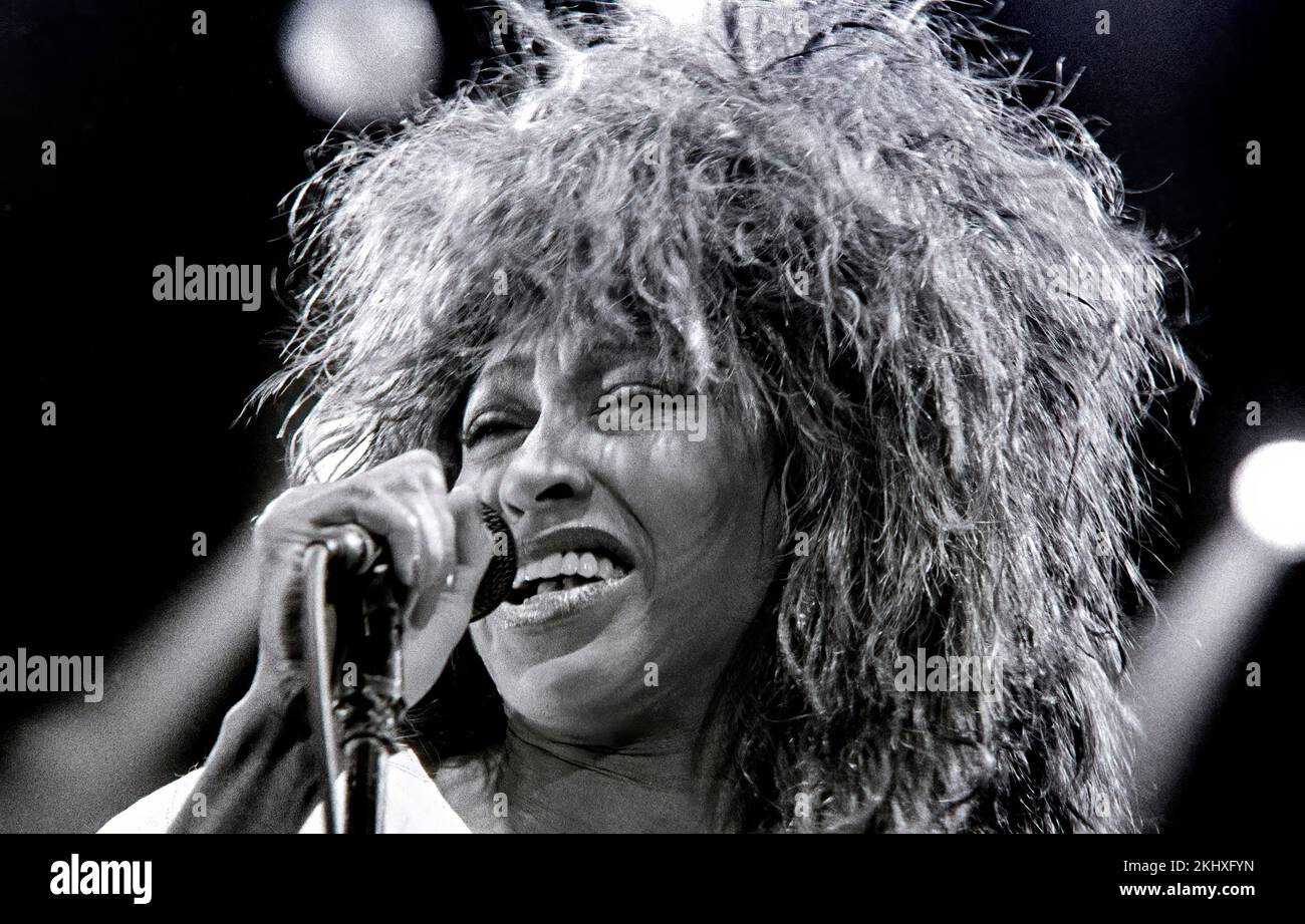 Tina Turner in einem Konzert in Ahoy Rotterdam Holland. 1985 Uhr - Private Tanztour. Vvbvanbree Fotografie Stockfoto