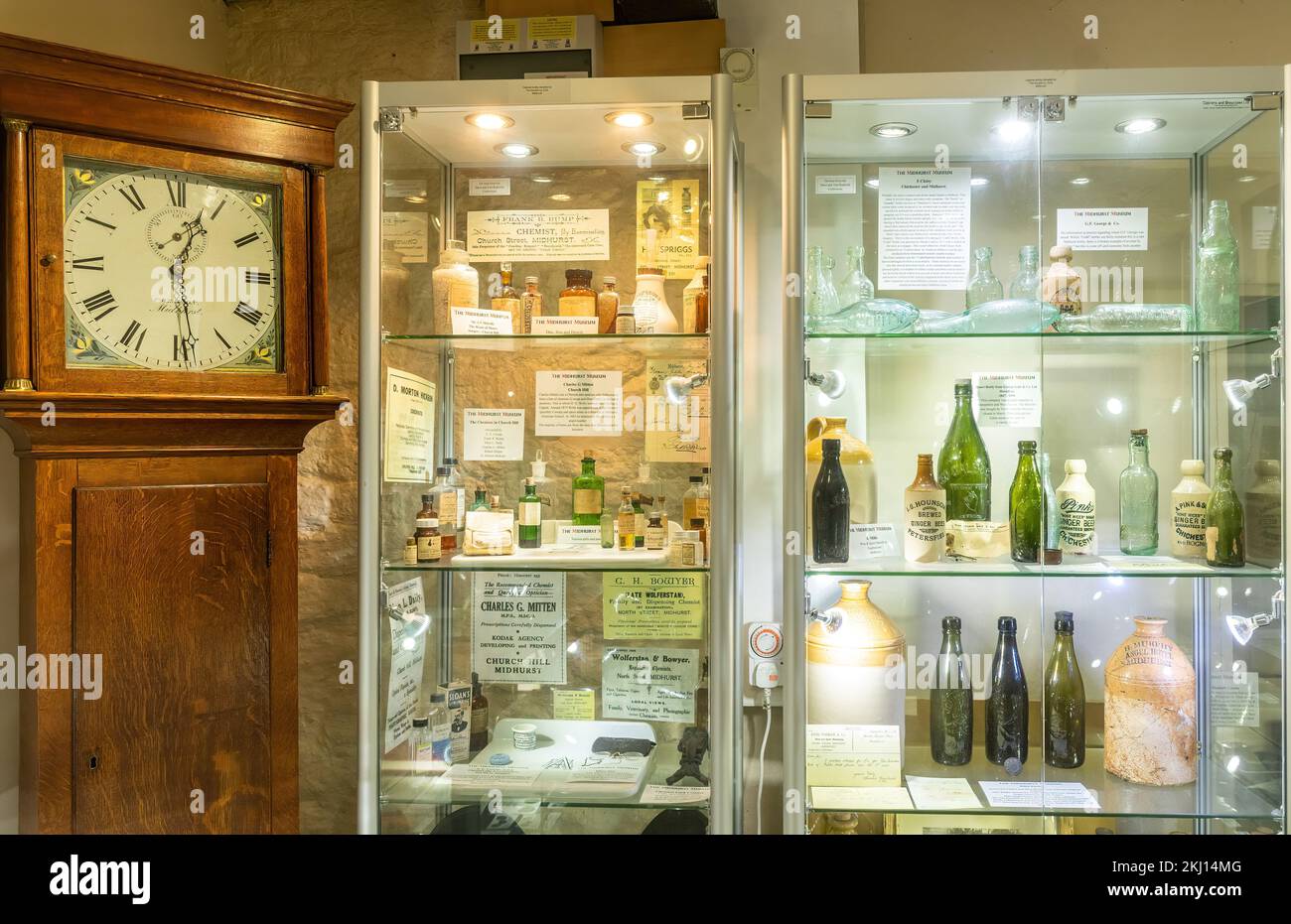 Das Midhurst Museum, eine Besucherattraktion auf dem ehemaligen Knock100 Market in Midhurst Town, West Sussex, England, Großbritannien. Ausstellungen im Museum Stockfoto