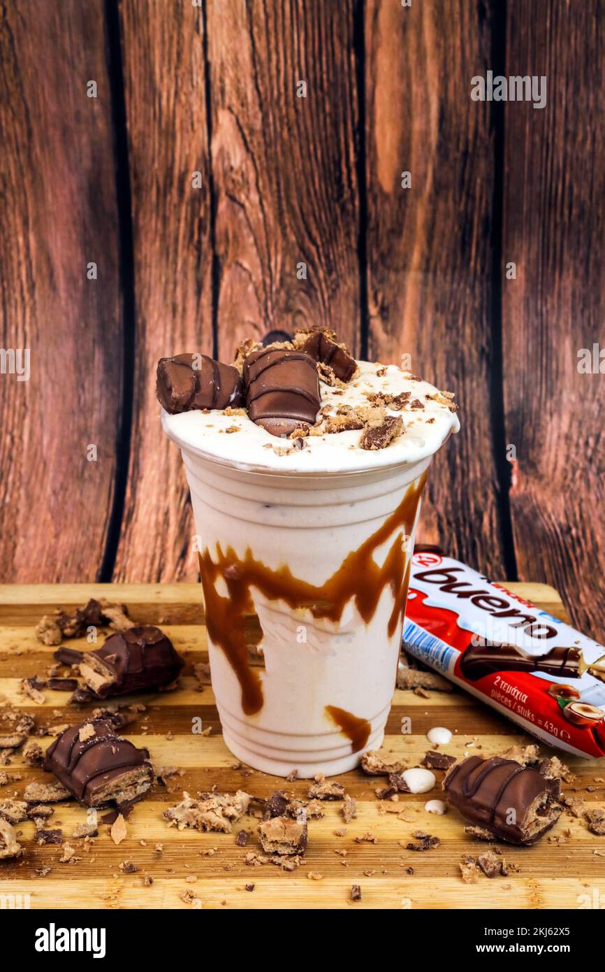 Bilder von Säften und Smoothies mit Donuts Stockfoto