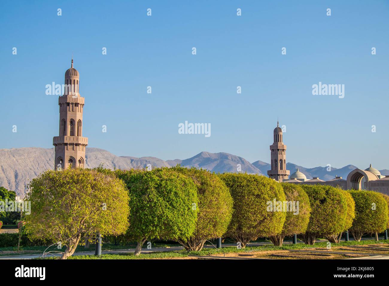 Die große Moschee Sultan Qaboos ist die größte Moschee in Oman und befindet sich in der Hauptstadt Muscat Stockfoto