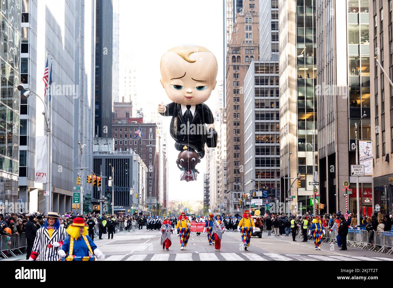 New York, Usa. 24.. November 2022. Der Boss Baby Ballon bei der Macy's Thanksgiving Day Parade in New York City. Kredit: SOPA Images Limited/Alamy Live News Stockfoto