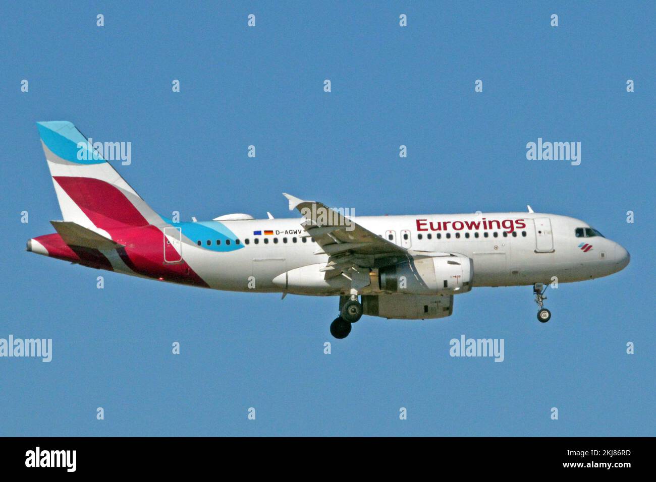 Deutschland, Bayern, München: D-AGWV Airbus A.319-132 (c/n 5467) von Eurowings am Münchner Flughafen Franz Josef Strauss. Stockfoto