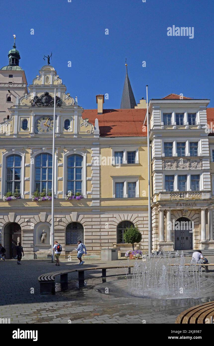 Deutschland, Bayern, Ingolstadt: Fassade des alten Rathauses (Altes Rathaus), das von Gabriel in seiner jetzigen Form und im Neorenaissance-Stil wiederaufgebaut wurde Stockfoto