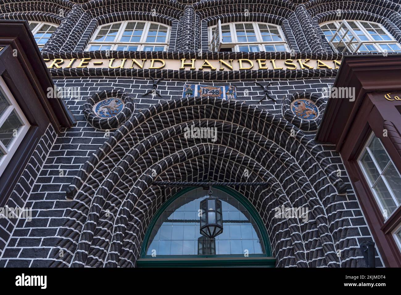 Detail des Eingangsportals der heutigen Industrie- und Handelskammer, erbaut 1548, Lüneburg, Niedersachsen, Deutschland, Europa Stockfoto