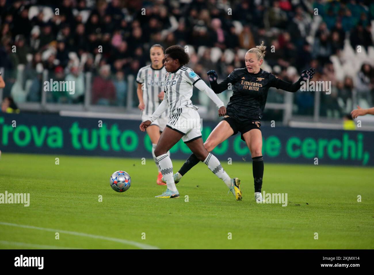 Turin, Italien. 24.. November 2022. Lineth Beerensteyn von Juventus Women während der UEFA Women’s Champions League, Gruppe C, Fußballspiel zwischen Juventus Women und Arsenal Women am 24. November 2022 im Allianz Stadium, Turin, Italien. Foto Nderim Kaceli Kredit: Unabhängige Fotoagentur/Alamy Live News Stockfoto