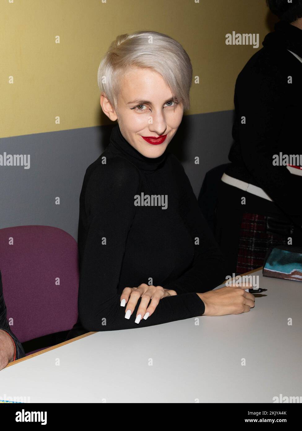 Lisa Eckhart bei ihr Soloprogramm „Lisa Eckhart die Vorteile des