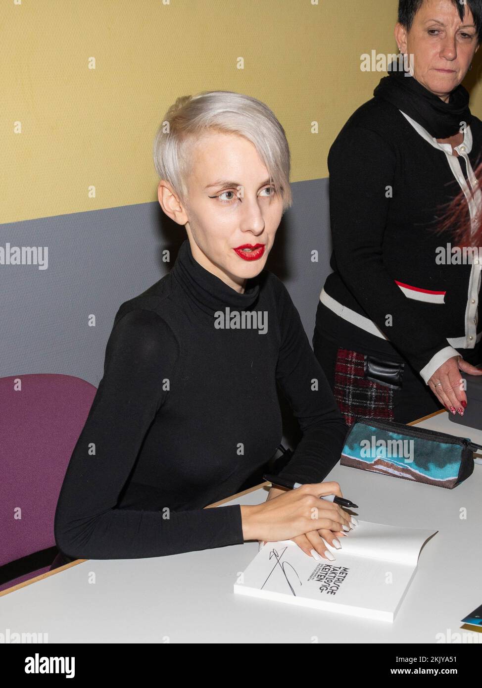 Lisa Eckhart bei ihr Soloprogramm „Lisa Eckhart die Vorteile des