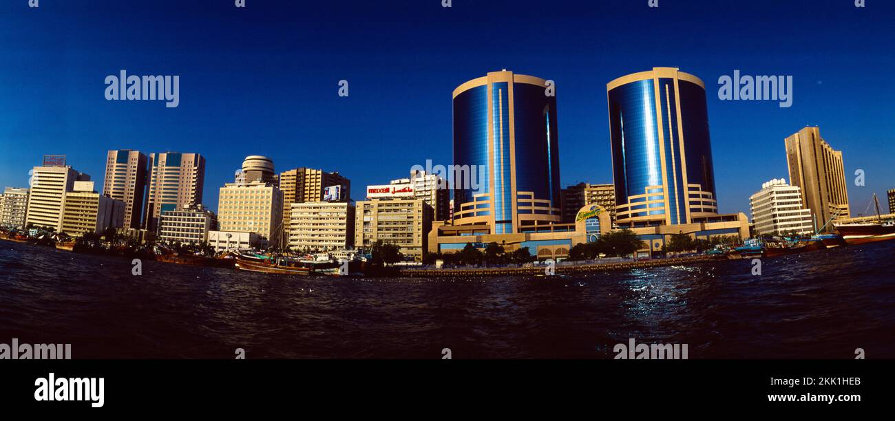 Dubai UAE Dubai Creek Waterfront Deira Twin Towers Stockfoto