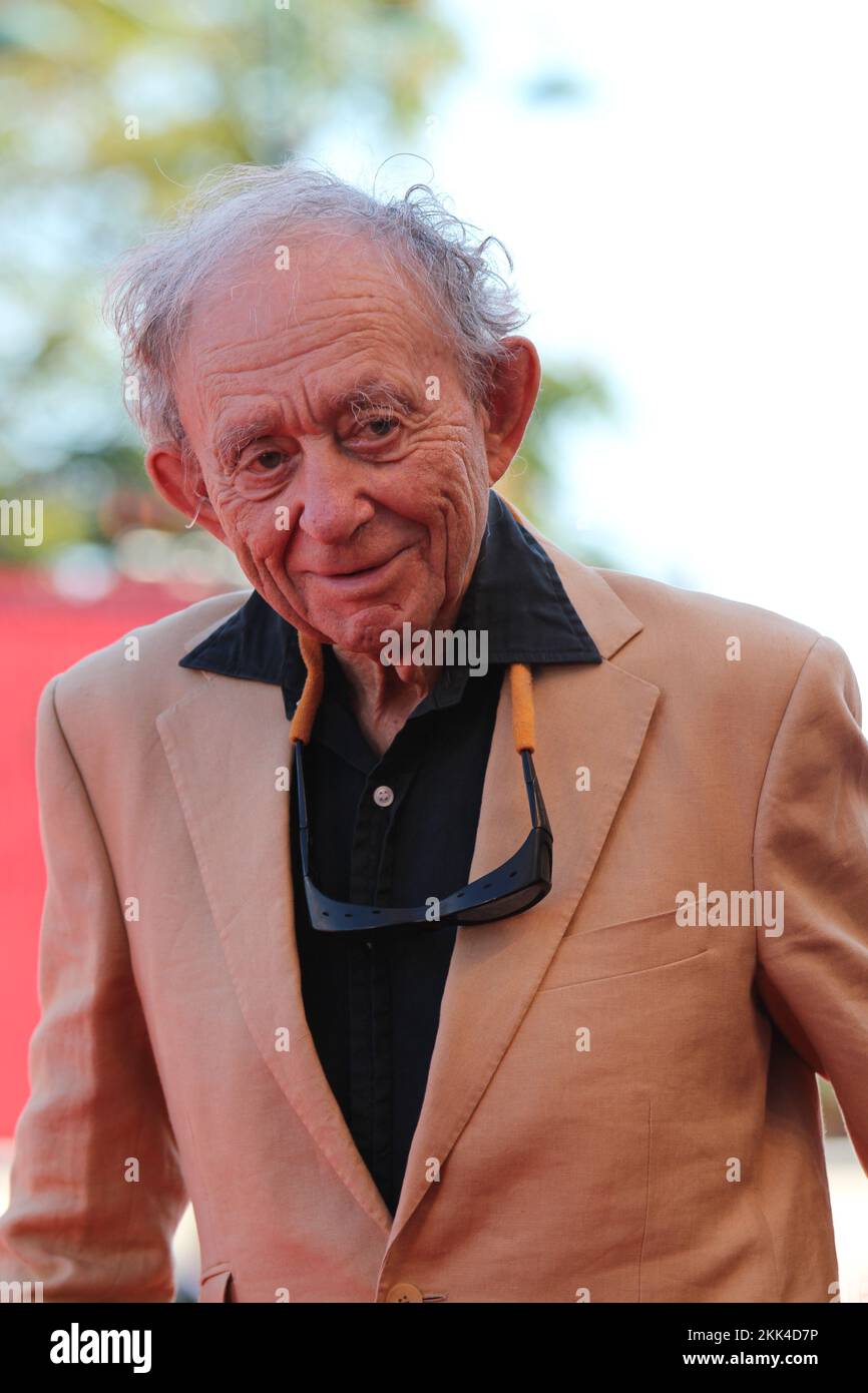 Frederick Wiseman Red Carpet Venice 79 „UN Ehepaar“ Stockfoto