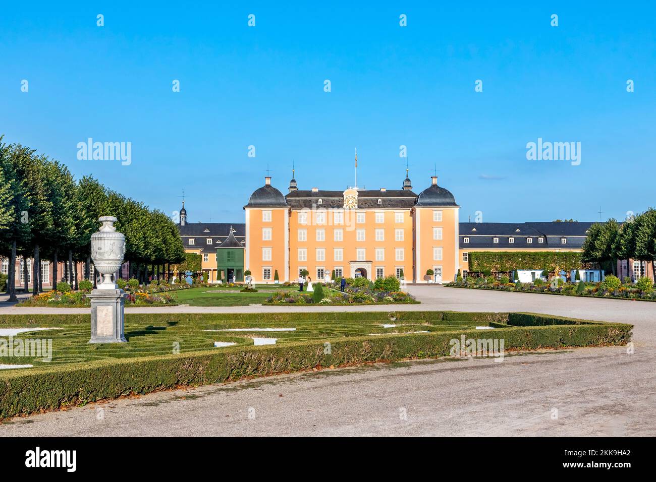 Schwetzingen, Deutschland - 11. September 2020: Berühmter alter und schöner Schwetzinger Park, Königliches Schloss und Gärten, nahe Heidelberg. Stockfoto