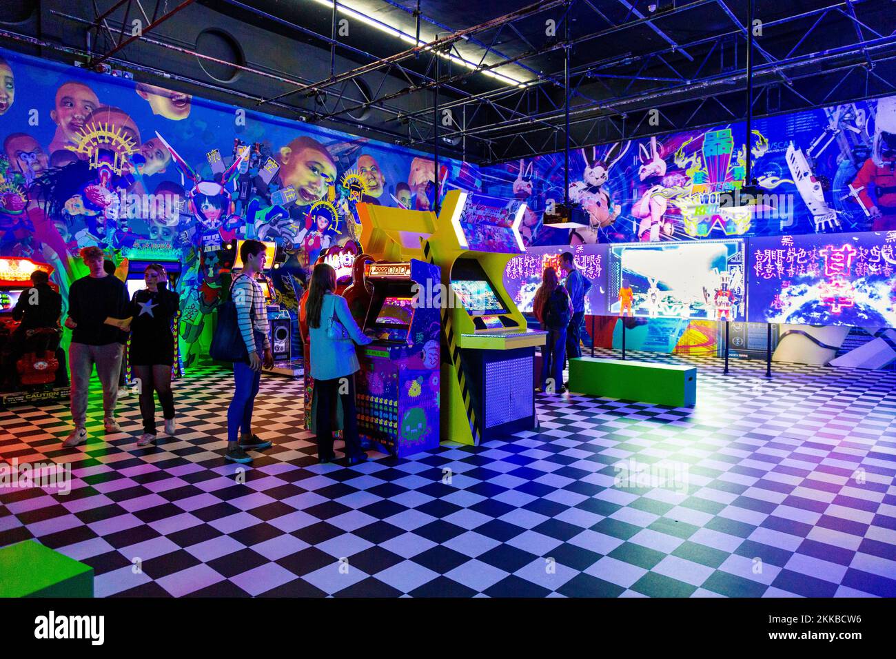 Ausstellung Luyang NetiNeti 2022 in der Zabludowicz Collection, Camden, London, Großbritannien Stockfoto