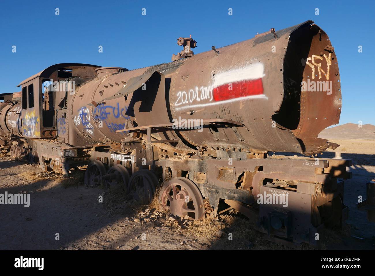 Salar de Uyuni, Region Uyuni, Bolivien - 31. Juli 2019: Großer Eisenbahnfriedhof. Eisenbahnfriedhof in der bolivianischen Wüste bei Uyuni, Bolivien Stockfoto