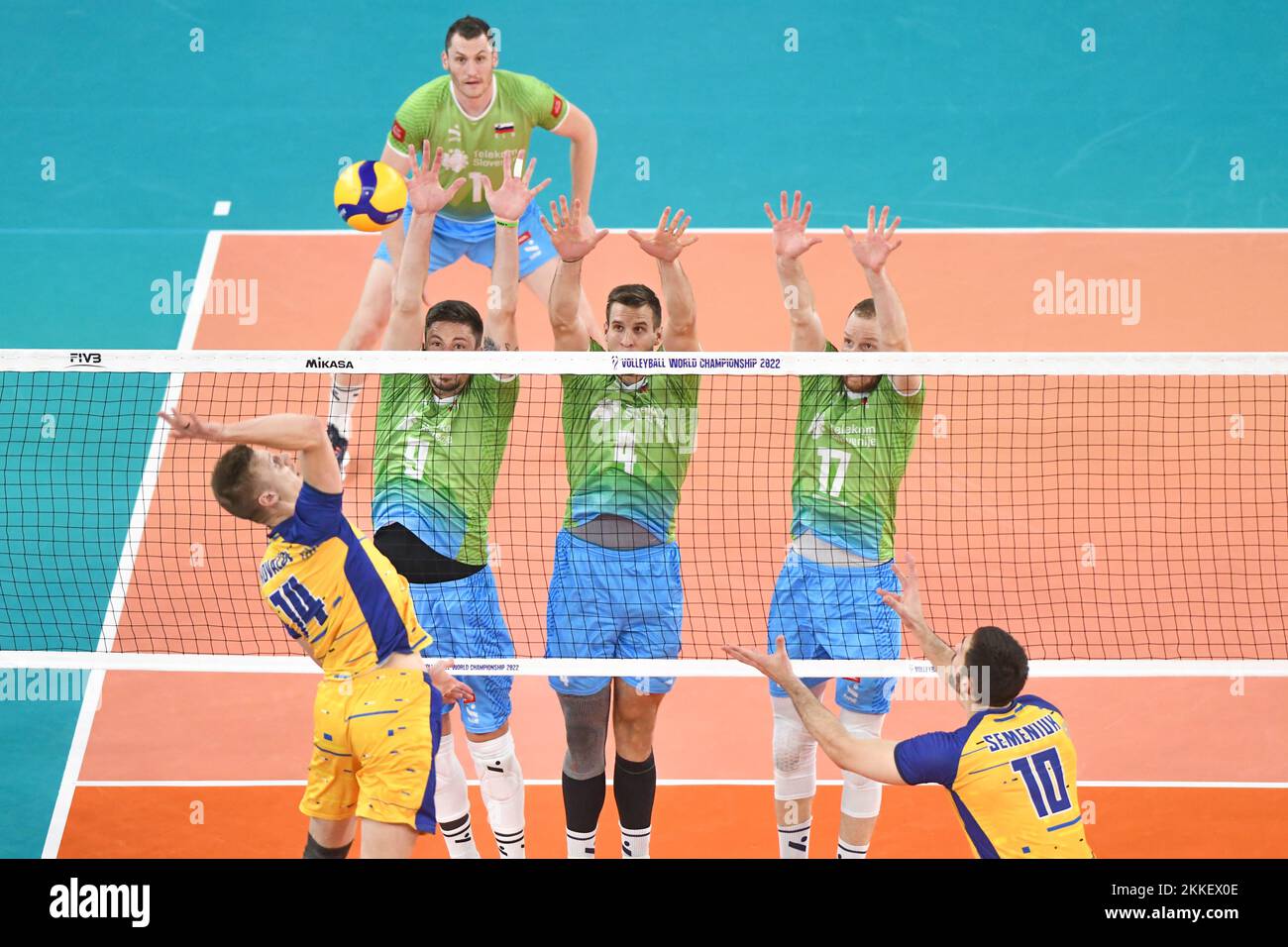 Jan Kozamernik, Tine Urnaut, Danijel Koncilja (Slowenien). Volleyball-Weltmeisterschaft 2022. Viertelfinale Stockfoto