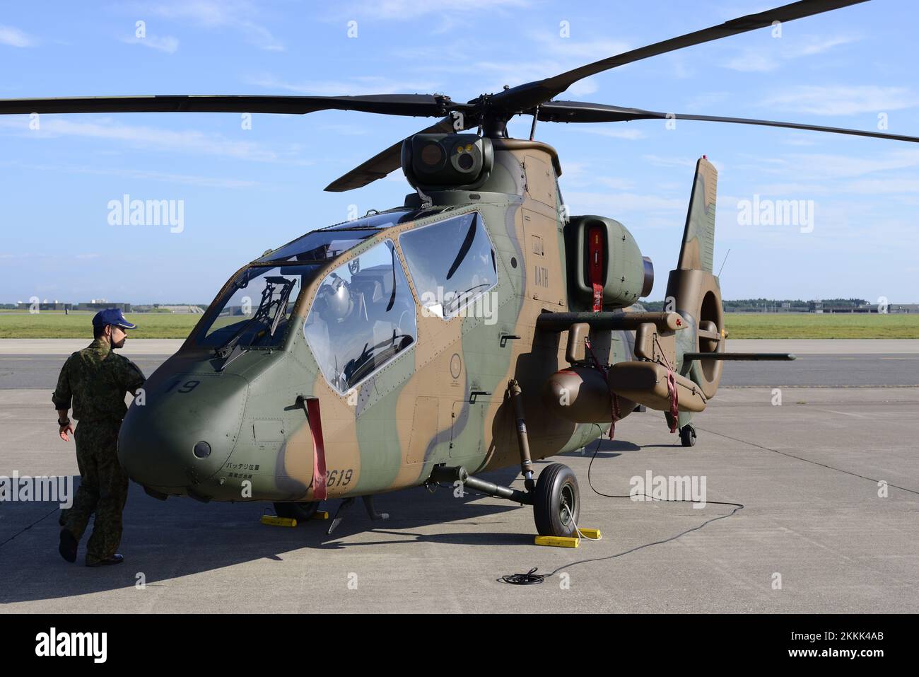 Präfektur Aomori, Japan - 07. September 2014: Japan Ground Self-Defense Force Kawasaki OH-1 Scout/Observation Helikopter. Stockfoto