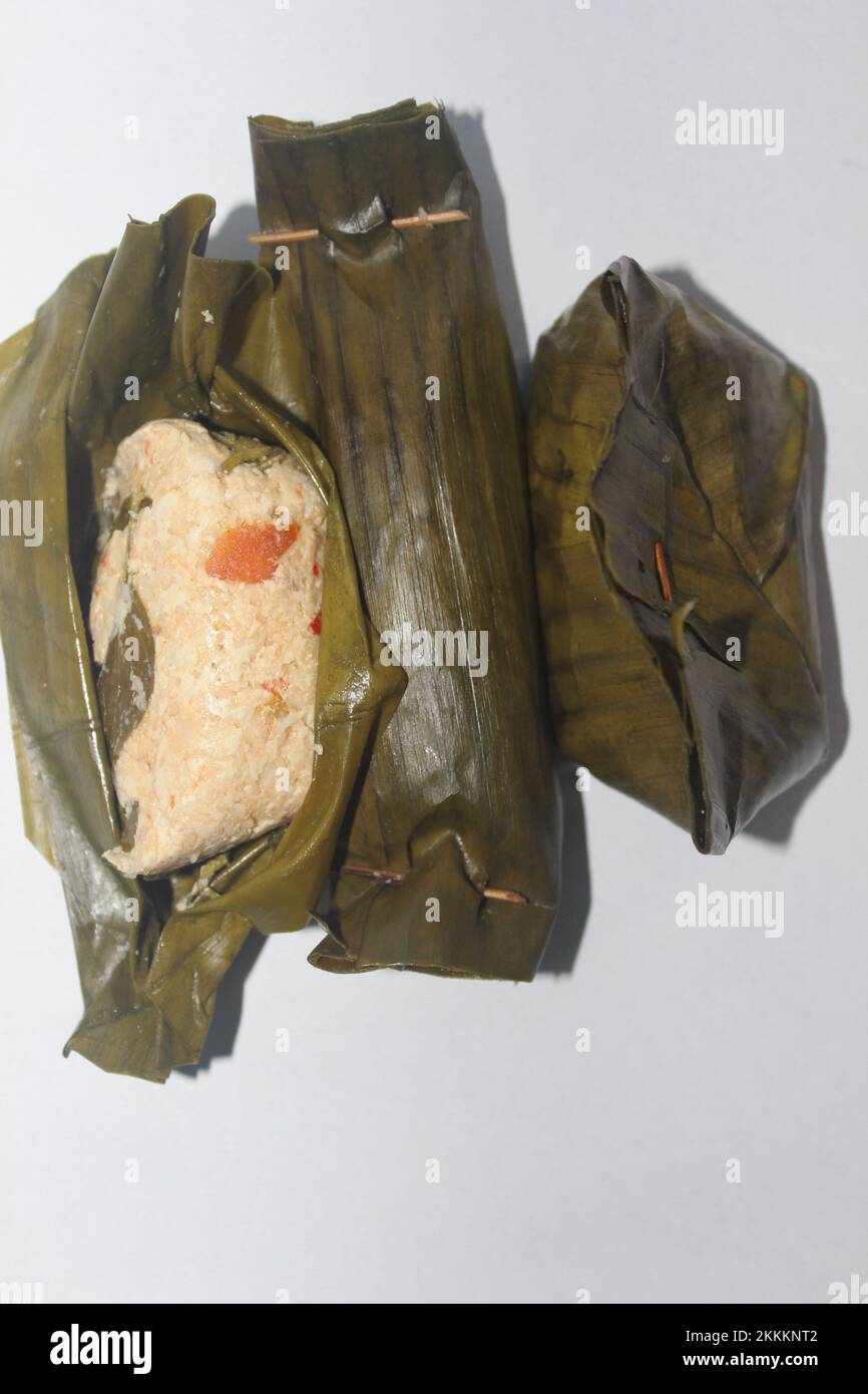 Botok Tofu, ein traditionelles indonesisches Essen, das Salat und Dimsum ähnelt und gut schmeckt, normalerweise für eine Reisbeilage Stockfoto