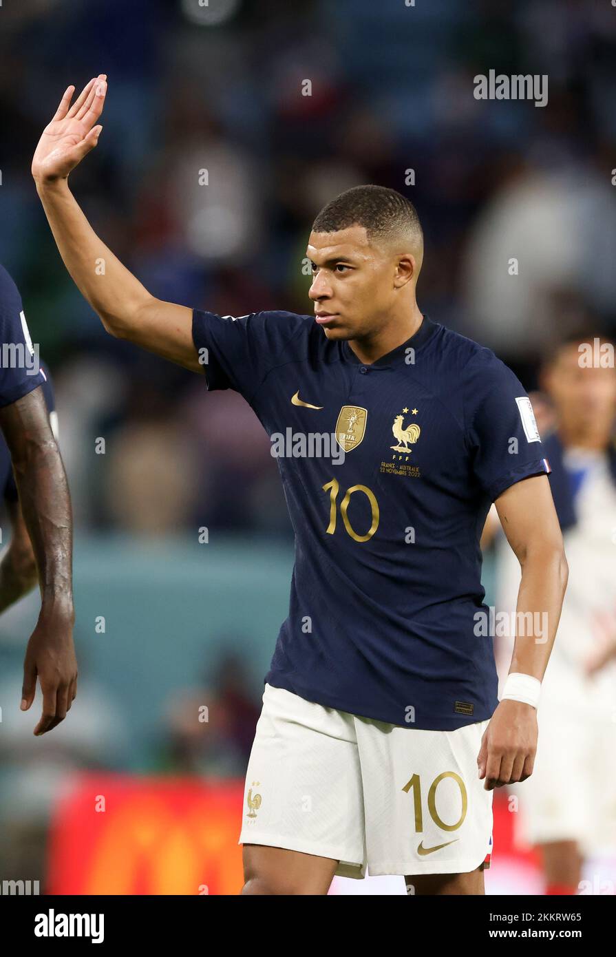 AL WAKRAH, KATAR - 22. NOVEMBER: FIFA-Weltmeisterschaft Katar 2022 Gruppe D zwischen Frankreich und Australien im Al Janoub Stadium am 22. November 2022 in Al Wakrah, Katar. Frankreich gegen Australien Kylian Mbappe von Frankreich © diebilderwelt / Alamy Stock Stockfoto