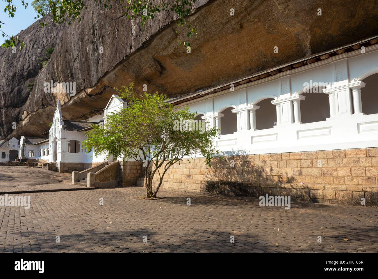 Galerie des alten buddhistischen Höhlentempels Rangiri Dambulu Raja Maha Viharaya. Dambulla, Sri Lanka Stockfoto