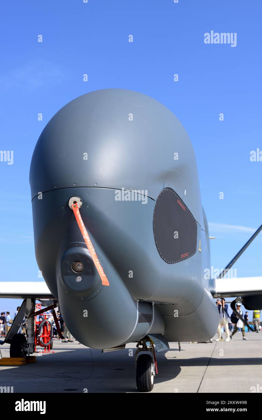 Präfektur Aomori, Japan - 07. September 2014: United States Air Force Northrop Grumman RQ-4B Global Hawk Unbemannte Überwachungsflugzeuge. Stockfoto Präfektur Aomori, Japan - 07. September 2014: United States Air Force Northrop Grumman RQ-4B Global Hawk Unbemannte Überwachungsflugzeuge. Stockfoto