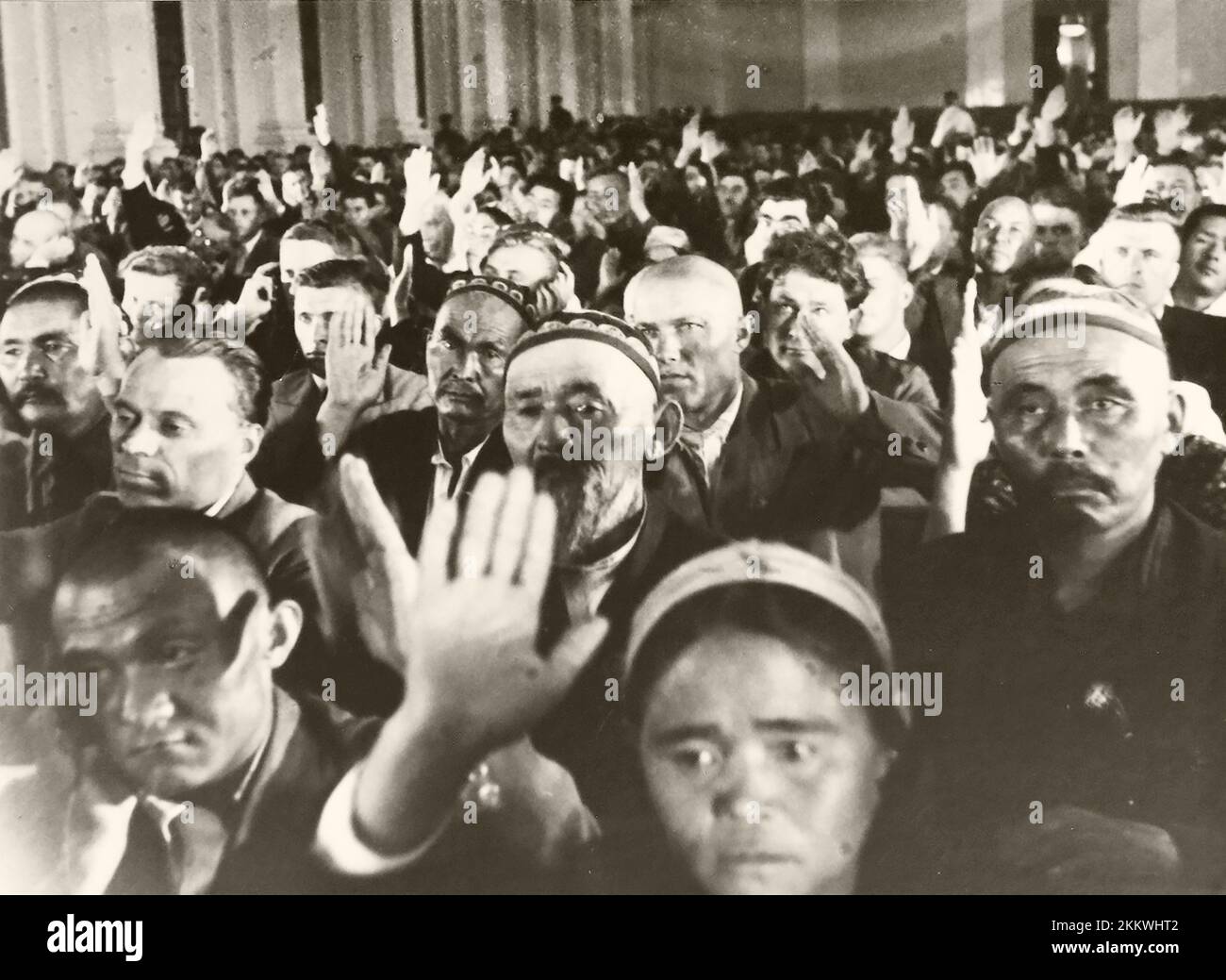 Stellvertreter des Obersten Sowjets der UdSSR im Sitzungssaal der 7.. Sitzung des Obersten Sowjets der UdSSR im Jahr 1940. Stockfoto