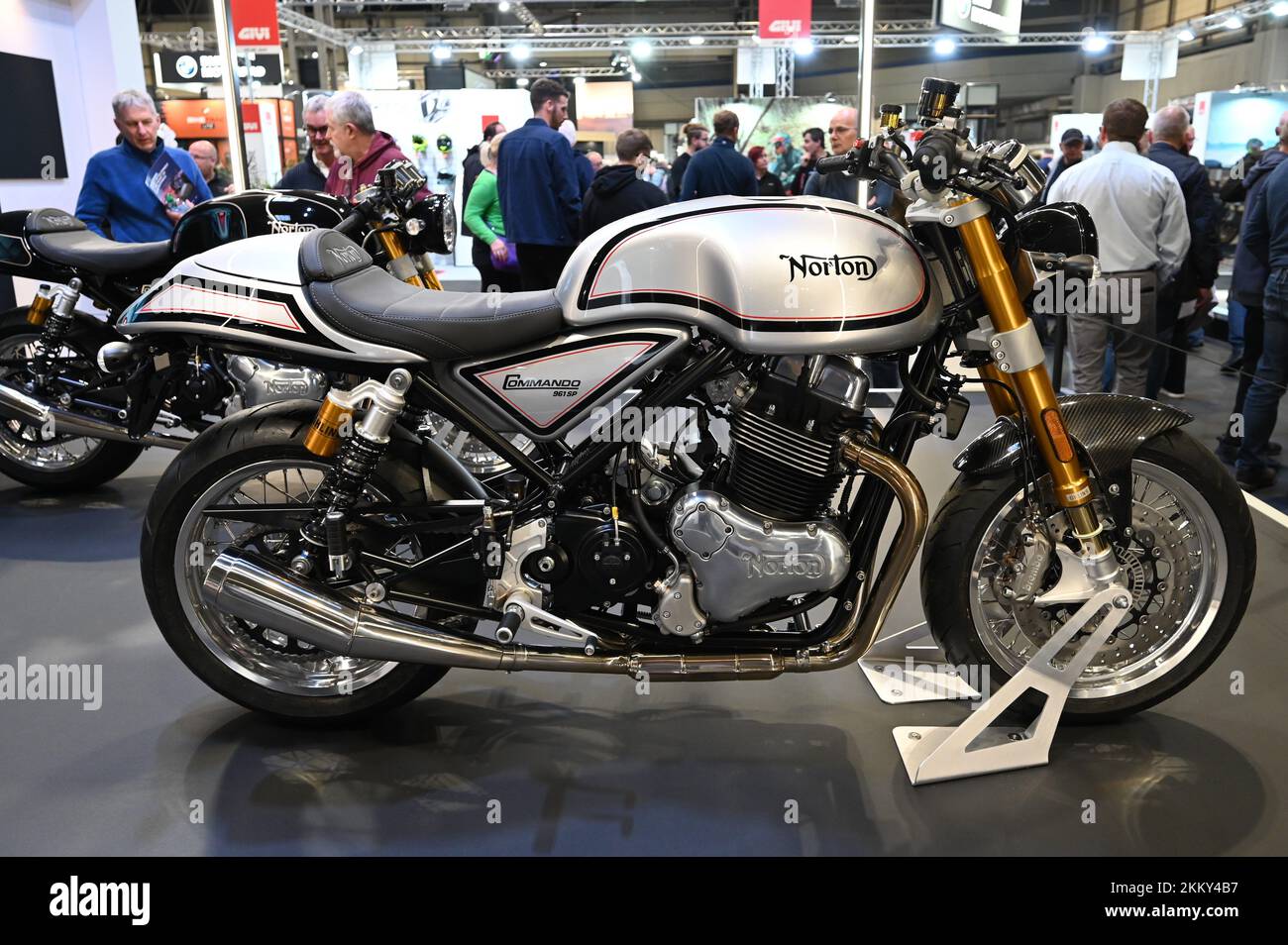 Ein Norton-Motorrad bei Motorcycle live im Birmingham NEC im November 2022. Stockfoto