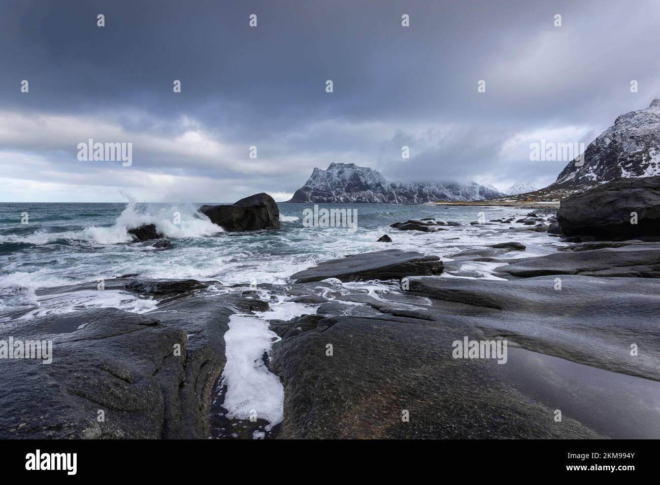 Uttakleiv Strand auf Lofoten im Winter Stockfoto