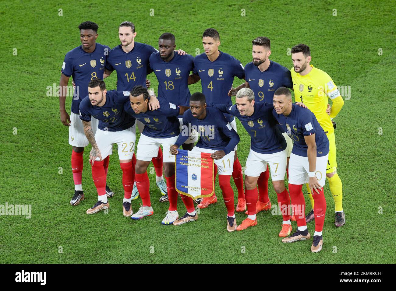 Die französischen Spieler wurden zu Beginn eines Fußballspiels zwischen Frankreich und Dänemark in Gruppe D der FIFA-Weltmeisterschaft 2022 im Stadion 974 am Samstag, den 26. November 2022 in Doha, Bundesstaat Katar, dargestellt. BELGA FOTO BRUNO FAHY Stockfoto