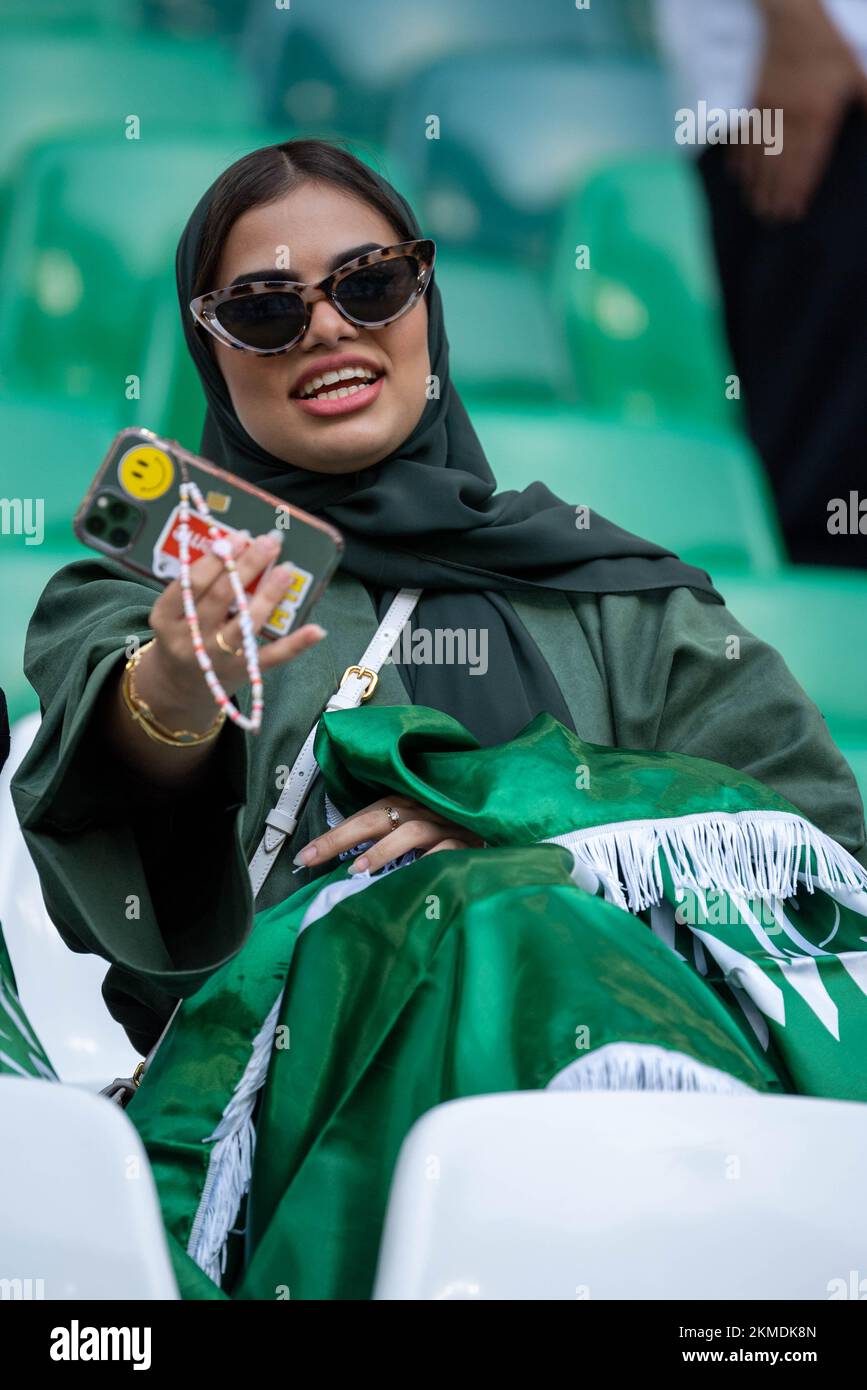 Saudi-arabischer Fan beim FIFA-Weltmeisterschaftsspiel Katar 2022 ...