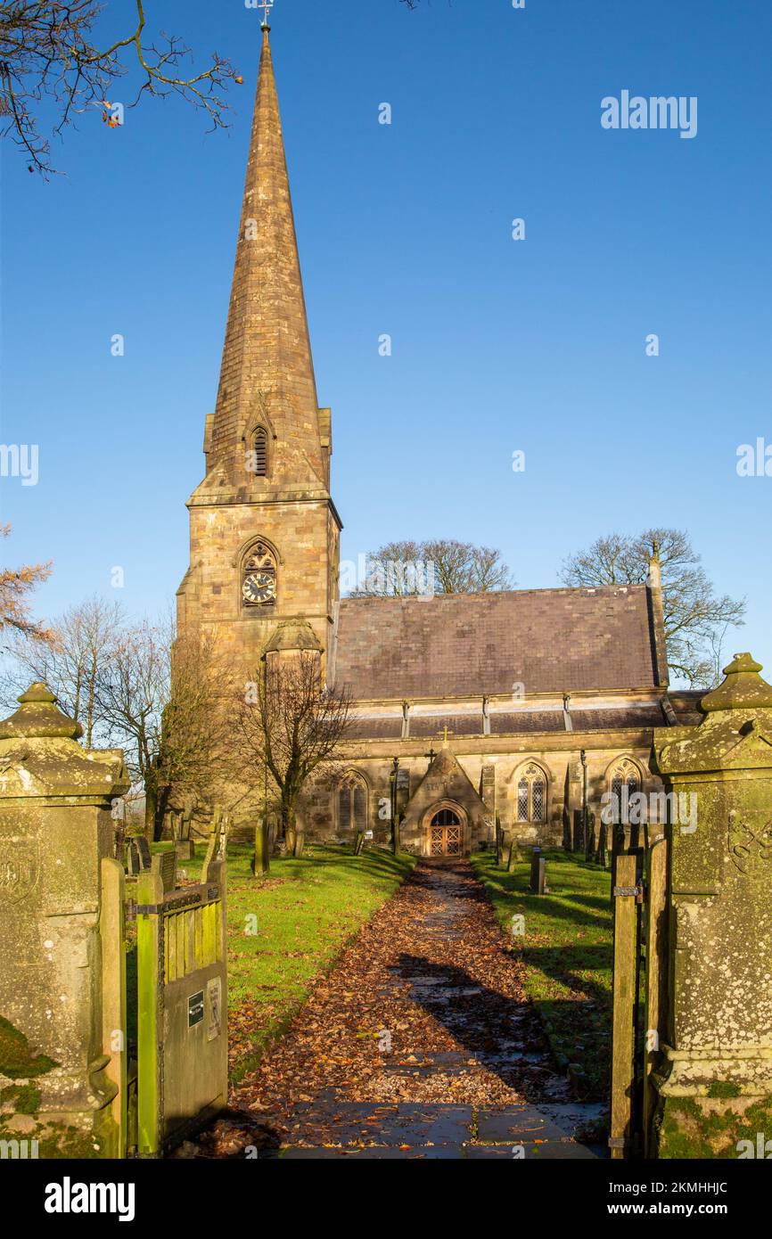 All Saint's Parish Church in den North Staffordshire Moorlands, Peak District, Dorf Grindon Stockfoto