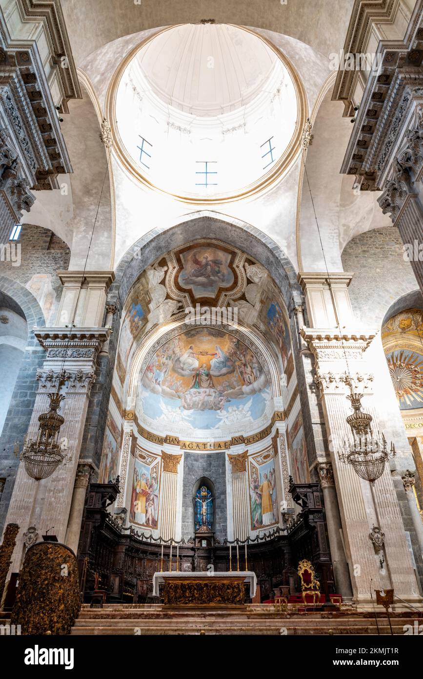 Das Innere der Kathedrale von Sant'Agata, Catania, Sizilien, Italien. Stockfoto