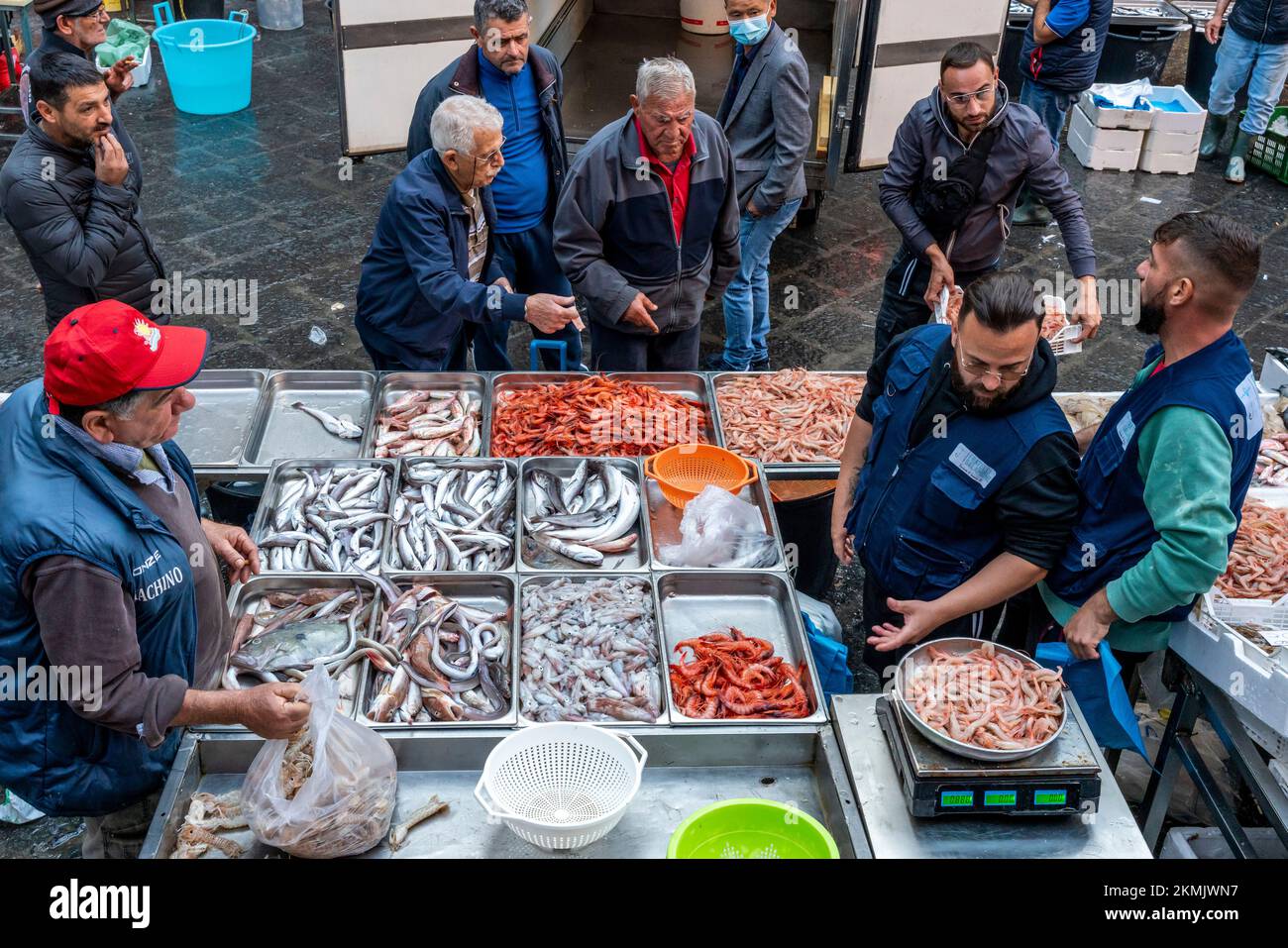 Frischer Fisch/Meeresfrüchte Zum Verkauf Auf Dem Daily Fish Market, Catania, Sizilien, Italien. Stockfoto
