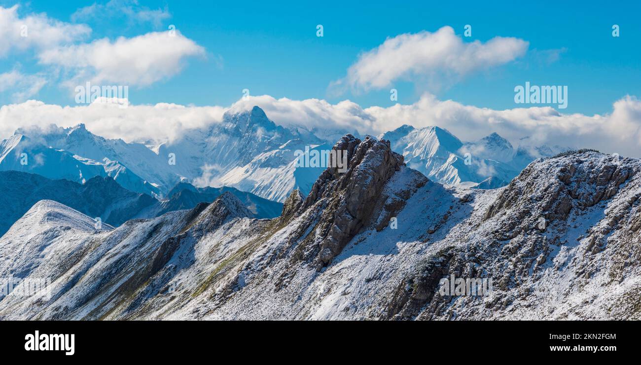 Ostseite Höfats 2259m, von Koblat-Höhenweg auf Nebelhorn, Allgäu Alps, Allgäu, Bayern, Deutschland, Europa Stockfoto