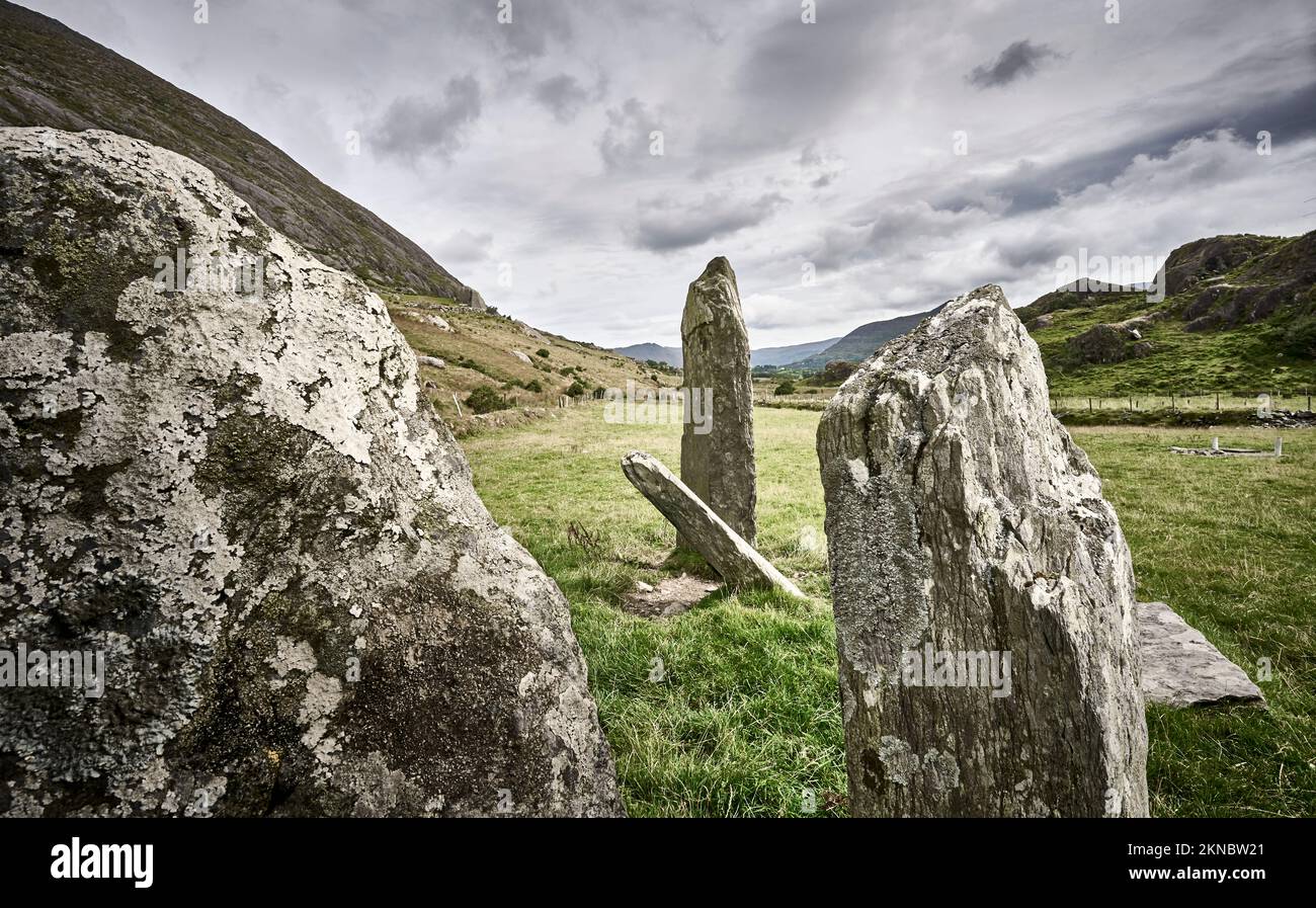 Archäologische Stätte des prähistorischen Steinkreises von Shronebirrane, County Kerry im Nordwesten Irlands Stockfoto